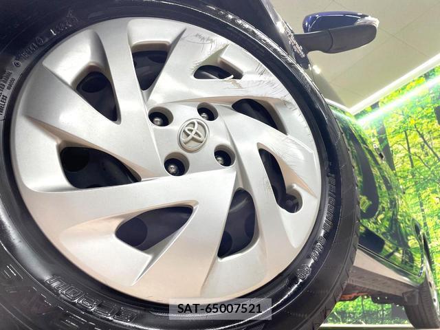 Toyota AQUA 2019-03 8362929-12