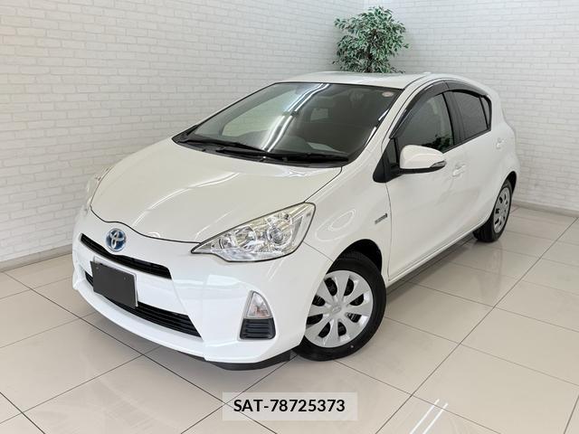 Toyota AQUA 2014-06 8362944-0