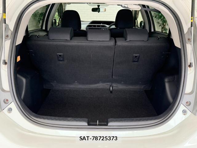 Toyota AQUA 2014-06 8362944-14