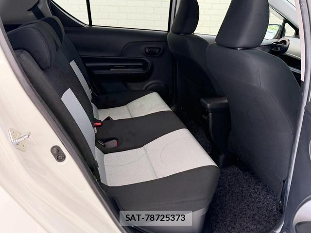 Toyota AQUA 2014-06 8362944-6