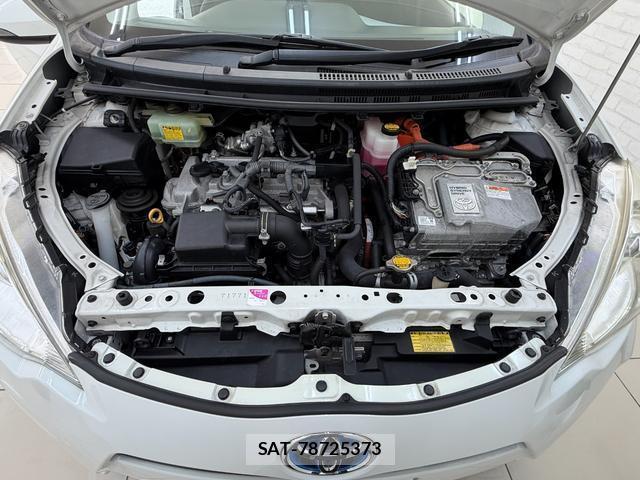 Toyota AQUA 2014-06 8362944-7