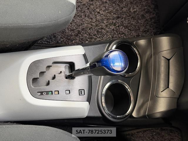 Toyota AQUA 2014-06 8362944-8