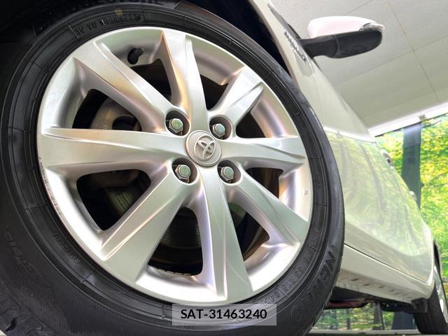 Toyota AQUA 2014-06 8362998-12