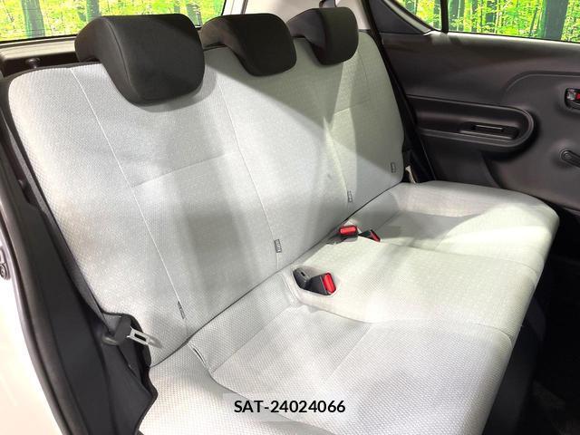 Toyota AQUA 2019-06 8363008-8