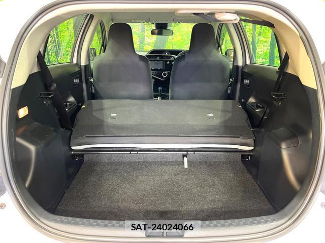 Toyota AQUA 2019-06 8363008-9