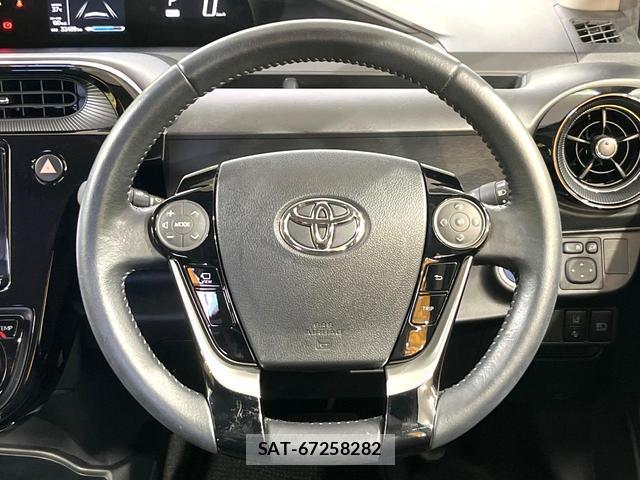 Toyota AQUA 2019-12 8363014-10