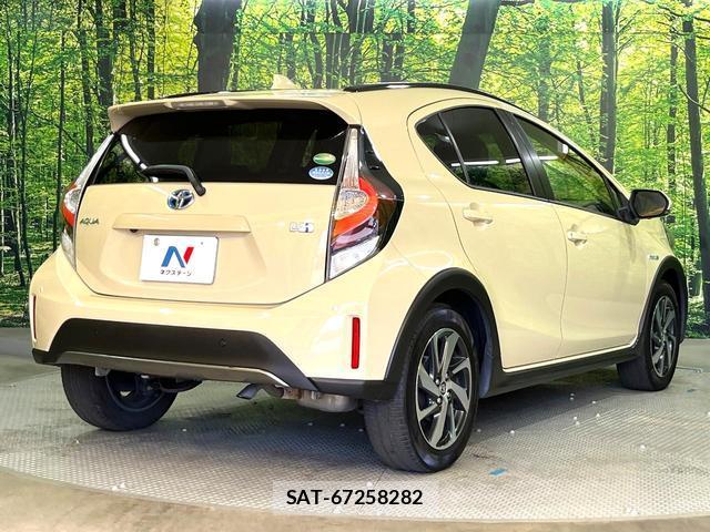 Toyota AQUA 2019-12 8363014-16