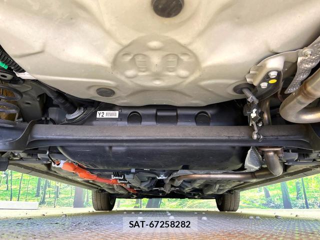 Toyota AQUA 2019-12 8363014-18