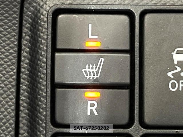 Toyota AQUA 2019-12 8363014-4