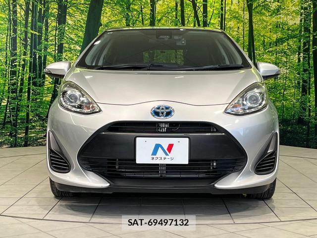 Toyota AQUA 2017-09 8363075-13