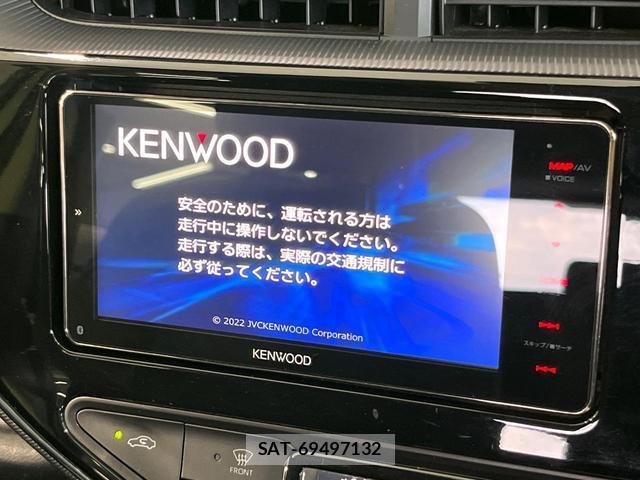 Toyota AQUA 2017-09 8363075-3