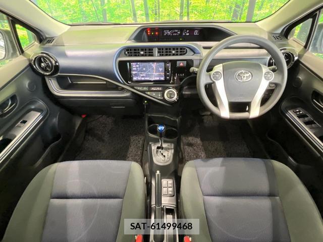 Toyota AQUA 2015-12 8363080-1