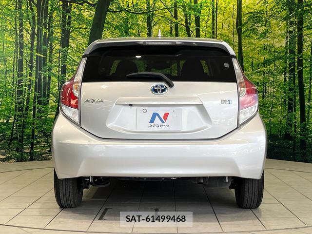 Toyota AQUA 2015-12 8363080-14