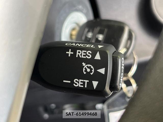 Toyota AQUA 2015-12 8363080-5