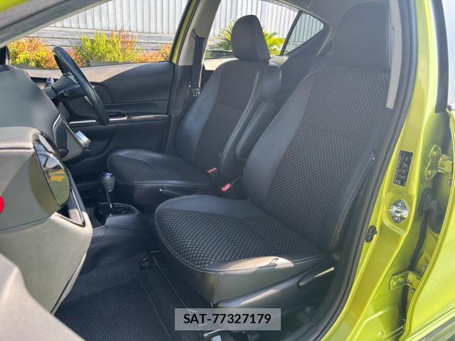 Toyota AQUA 2015-01 8363086-10