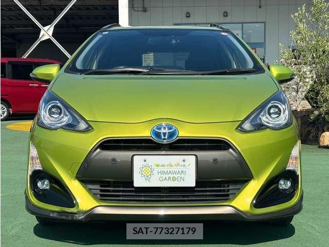 Toyota AQUA 2015-01 8363086-15