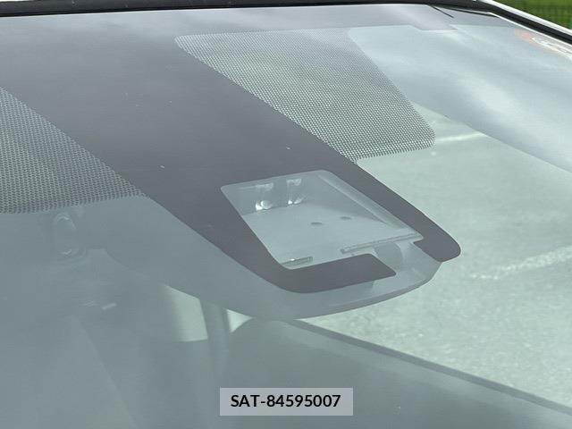 Toyota AQUA 2019-07 8363128-14
