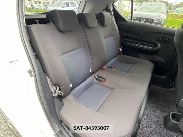 Toyota AQUA 2019-07 8363128-4