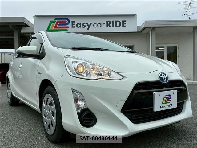 Toyota AQUA 2016-01 8363186-9