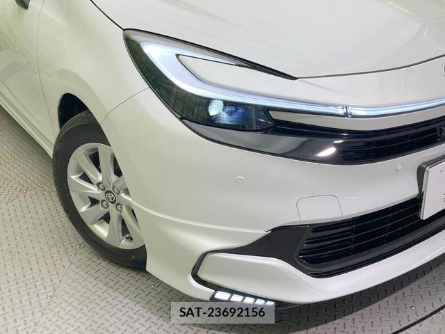 Toyota AQUA 2025-10 8363307-11