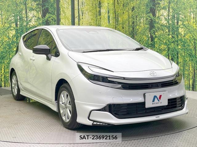 Toyota AQUA 2025-10 8363307-15