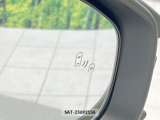 Toyota AQUA 2025-10 8363307-4