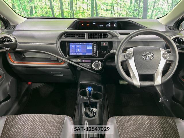Toyota AQUA 2017-01 8363585-1