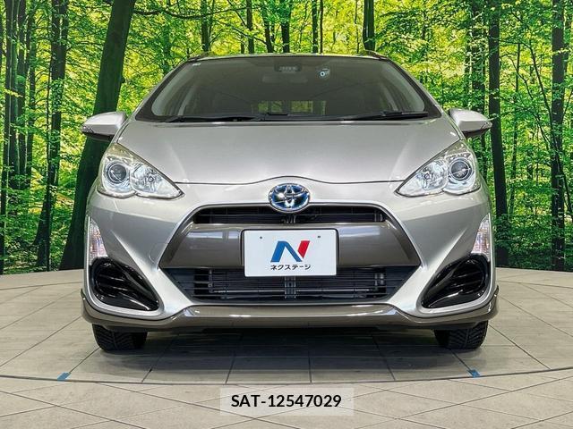Toyota AQUA 2017-01 8363585-13