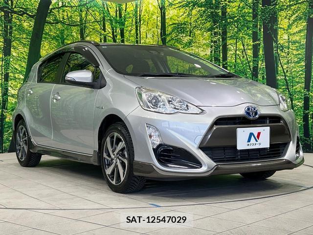 Toyota AQUA 2017-01 8363585-15