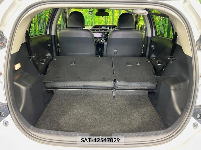 Toyota AQUA 2017-01 8363585-9