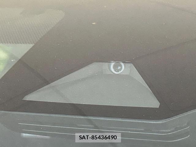 Toyota AQUA 2025-03 8363598-2