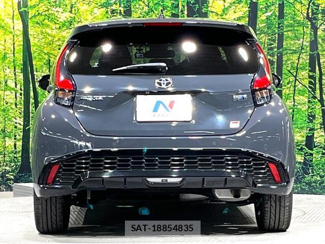 Toyota AQUA 2023-06 8363675-14
