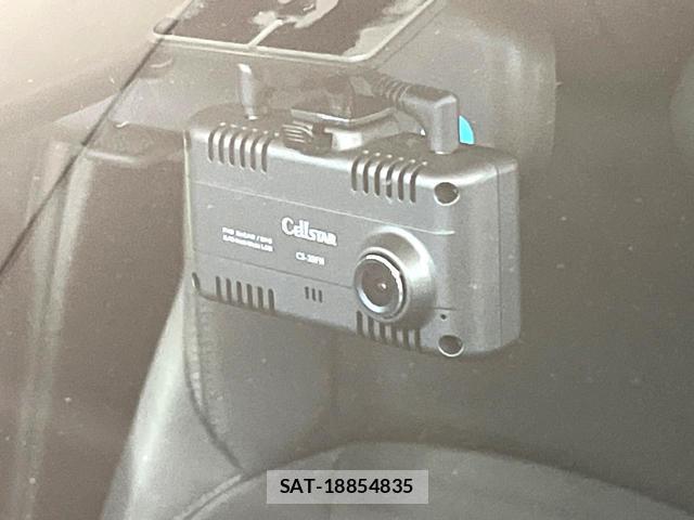 Toyota AQUA 2023-06 8363675-5
