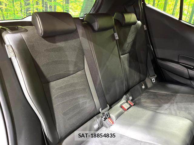 Toyota AQUA 2023-06 8363675-8