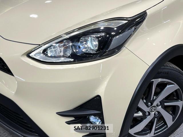 Toyota AQUA 2018-03 8363683-11