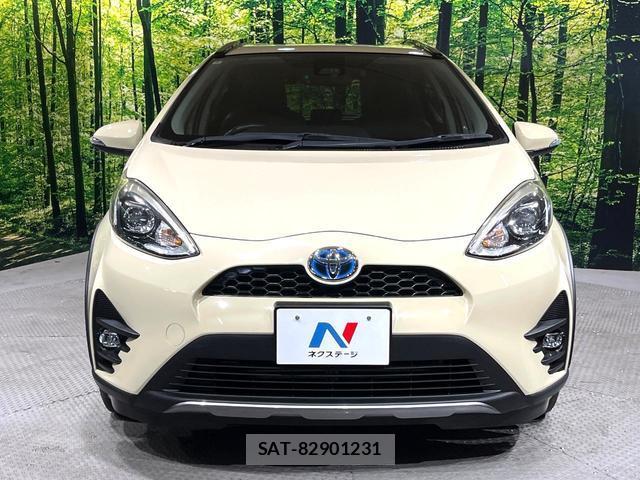 Toyota AQUA 2018-03 8363683-13