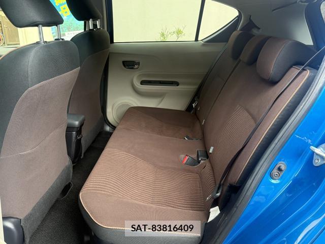 Toyota AQUA 2012-07 8363839-11