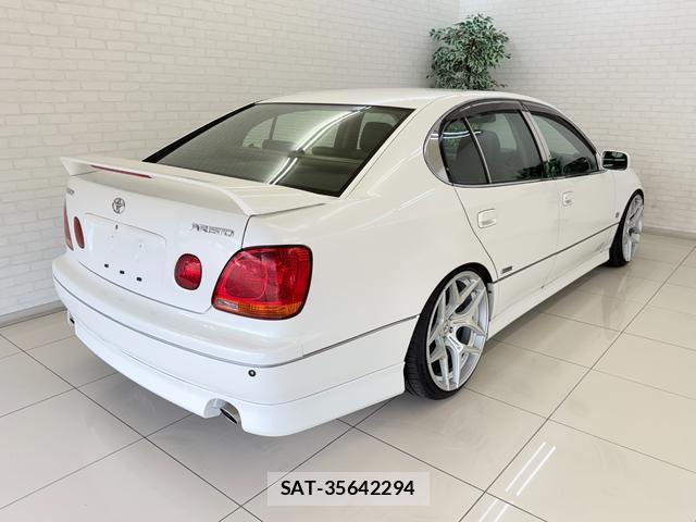 Toyota ARISTO 2004-08 8362952-1
