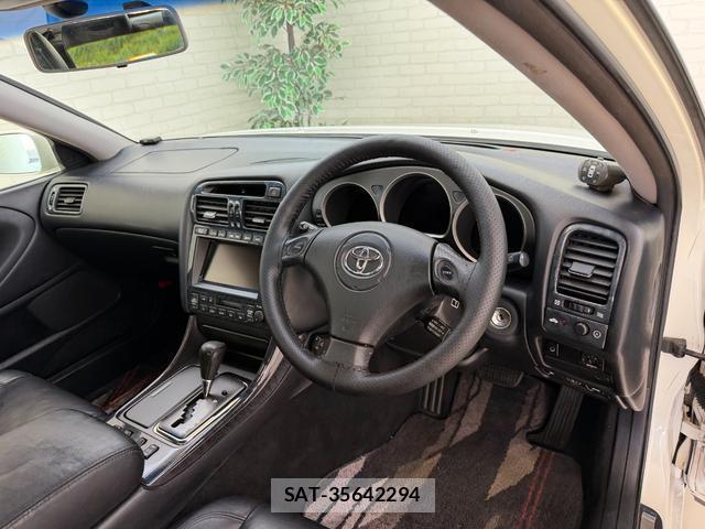Toyota ARISTO 2004-08 8362952-2