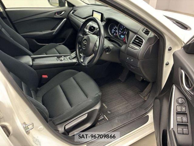 Mazda ATENZA 2016-03 8363449-5