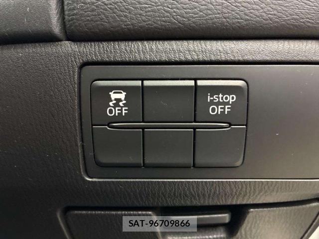 Mazda ATENZA 2016-03 8363449-9