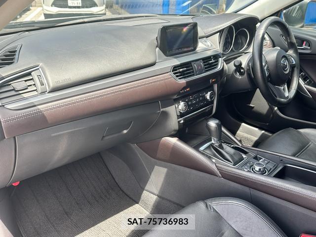 Mazda ATENZA WAGON 2016-05 8362484-11