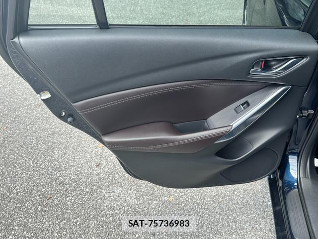 Mazda ATENZA WAGON 2016-05 8362484-13