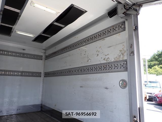 Nissan ATLAS 2016-07 8360847-17
