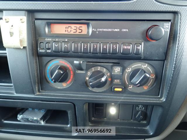 Nissan ATLAS 2016-07 8360847-4