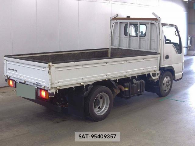 Nissan ATLAS 2008-05 8363104-4