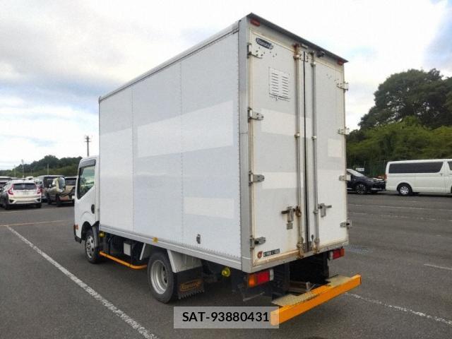Nissan ATLAS 2016-06 8363107-1