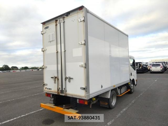 Nissan ATLAS 2016-06 8363107-5