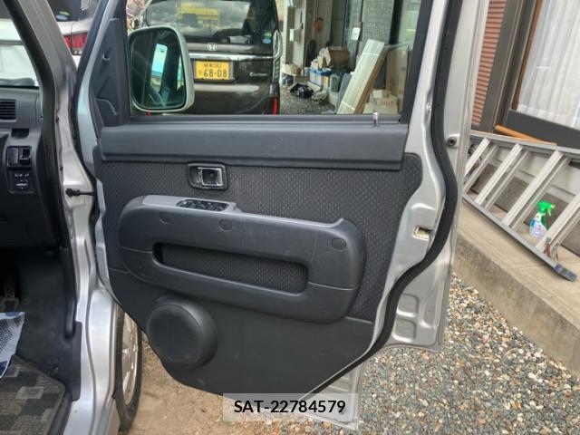 Daihatsu ATRAI WAGON 2007-02 8361685-6
