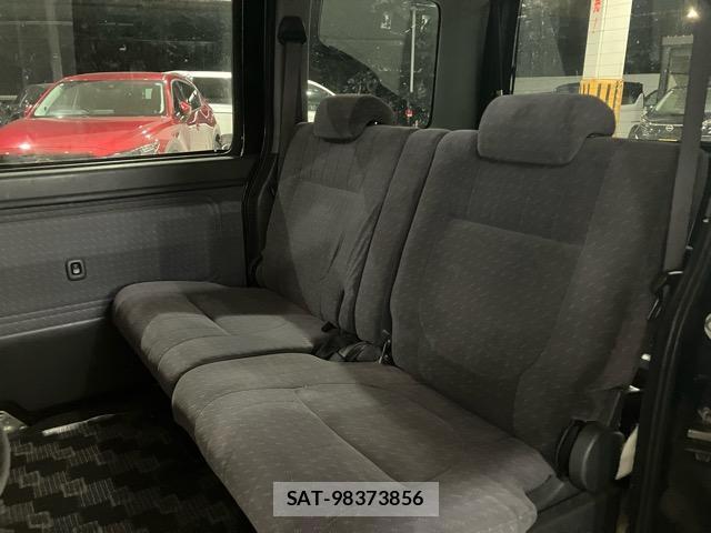 Daihatsu ATRAI WAGON 2005-11 8363605-6